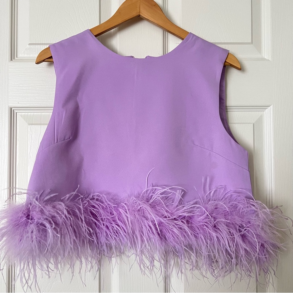 Sleeveless feather top